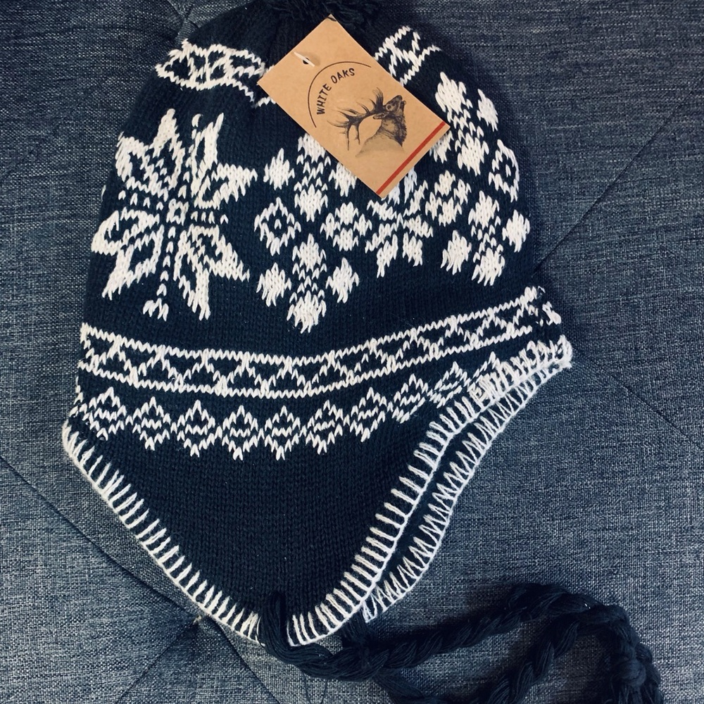 🎉 Winter Snowflake Toque/Hat with Ear Flaps and Pompom-Navy